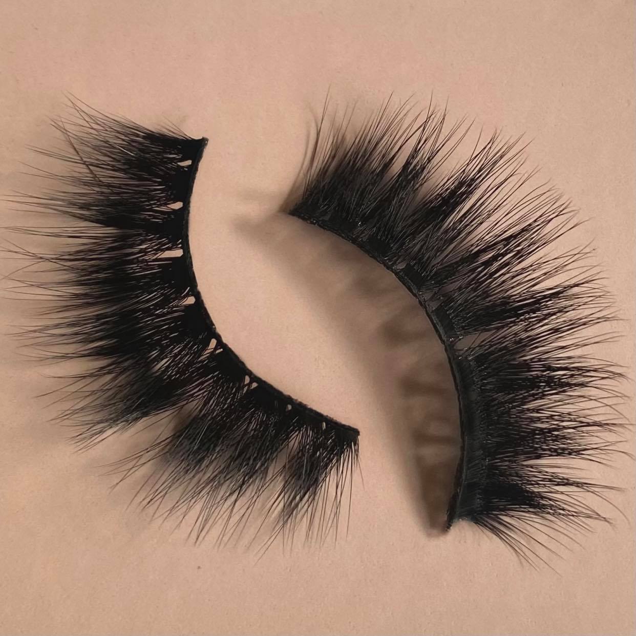 The Falsie Edit - OG Lashes Gina